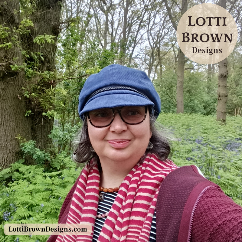 Lotti Brown nature journaler