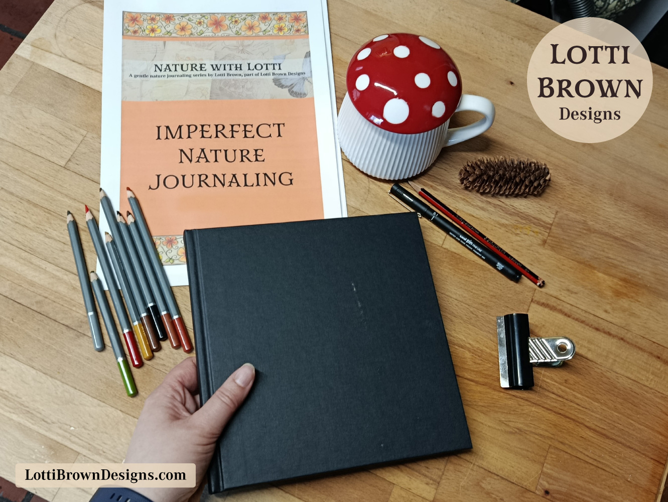 Nature journaling course for beginners who love nature and want a more mindful way to connect with nature