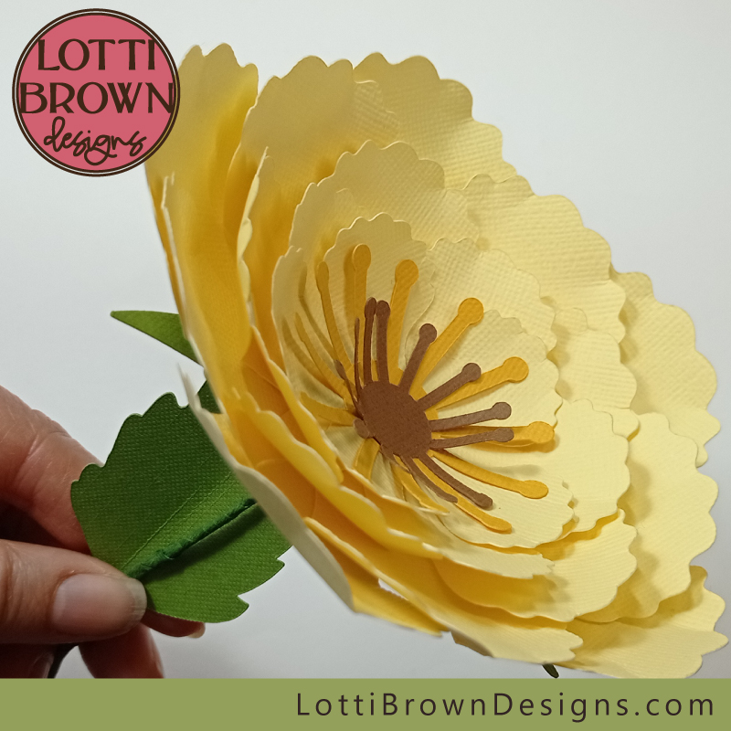 How To Add A Stem Your Paper Flower