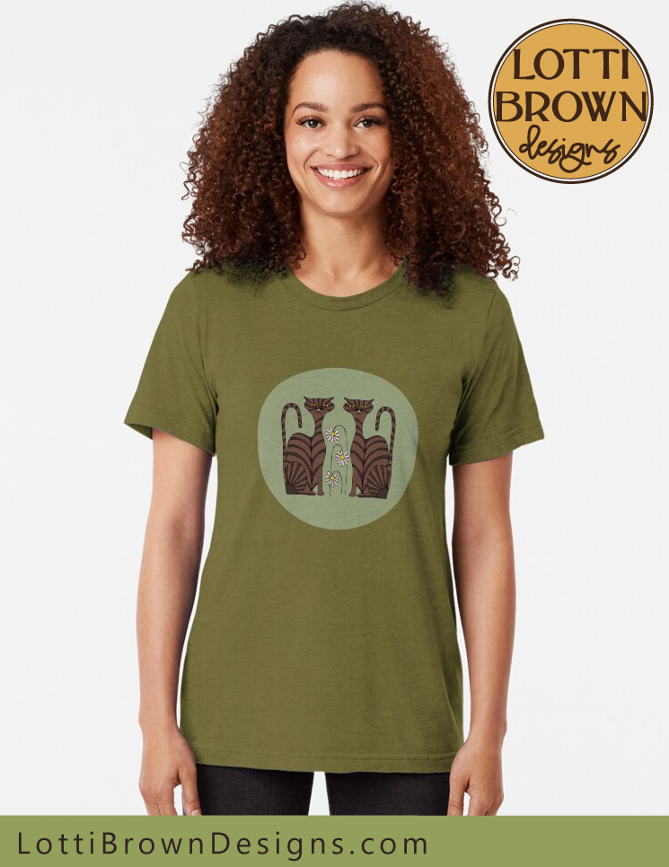 Tabby cats women's Tshirt in green