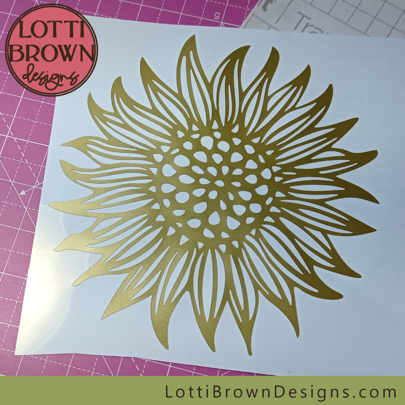 Learn about vinyl for Cricut projects