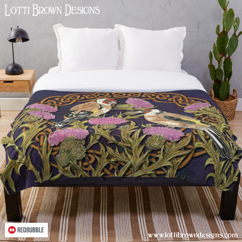 Goldfinches throw blanket