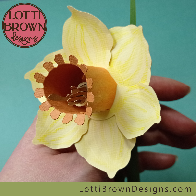 How to Make Paper Daffodils Craft Tutorial Page 4